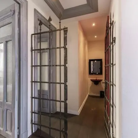 Unique And Stylish In The Centre דירה קאן